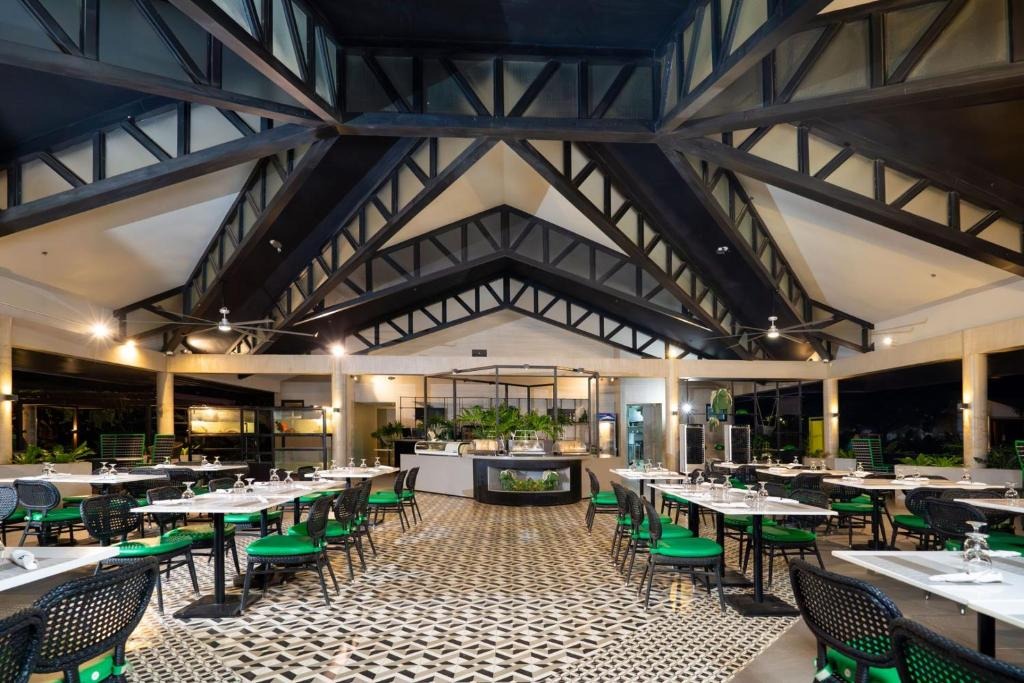 هتل آستوریا پالاوان